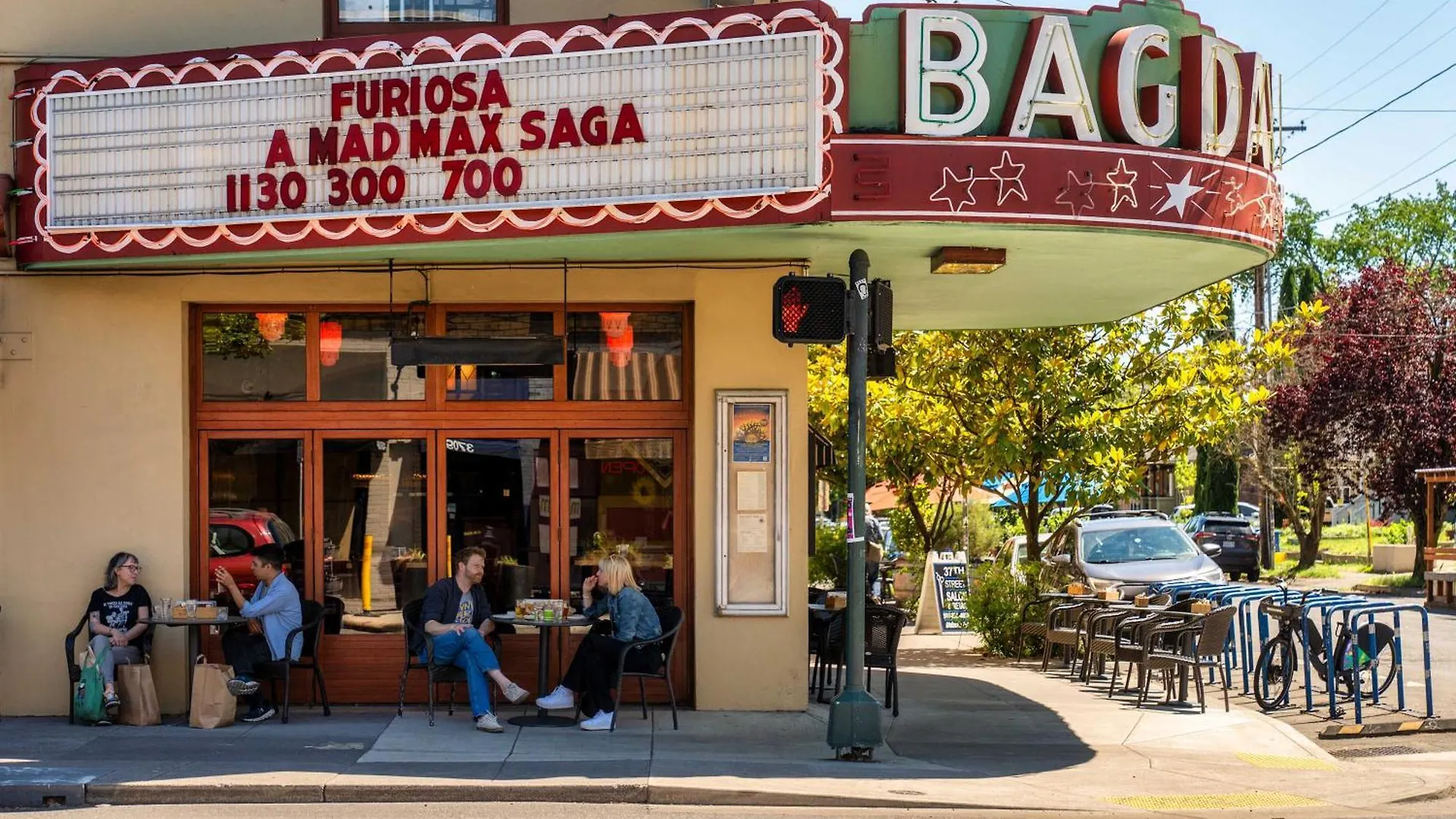Apartament Santa Monica Vibes In Pdx - Food Carts & Roasters Portland